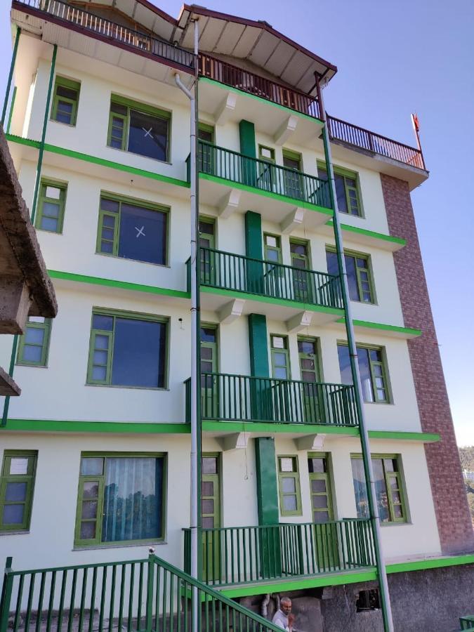 Bed and Breakfast Golden Oak Shimla Zewnętrze zdjęcie