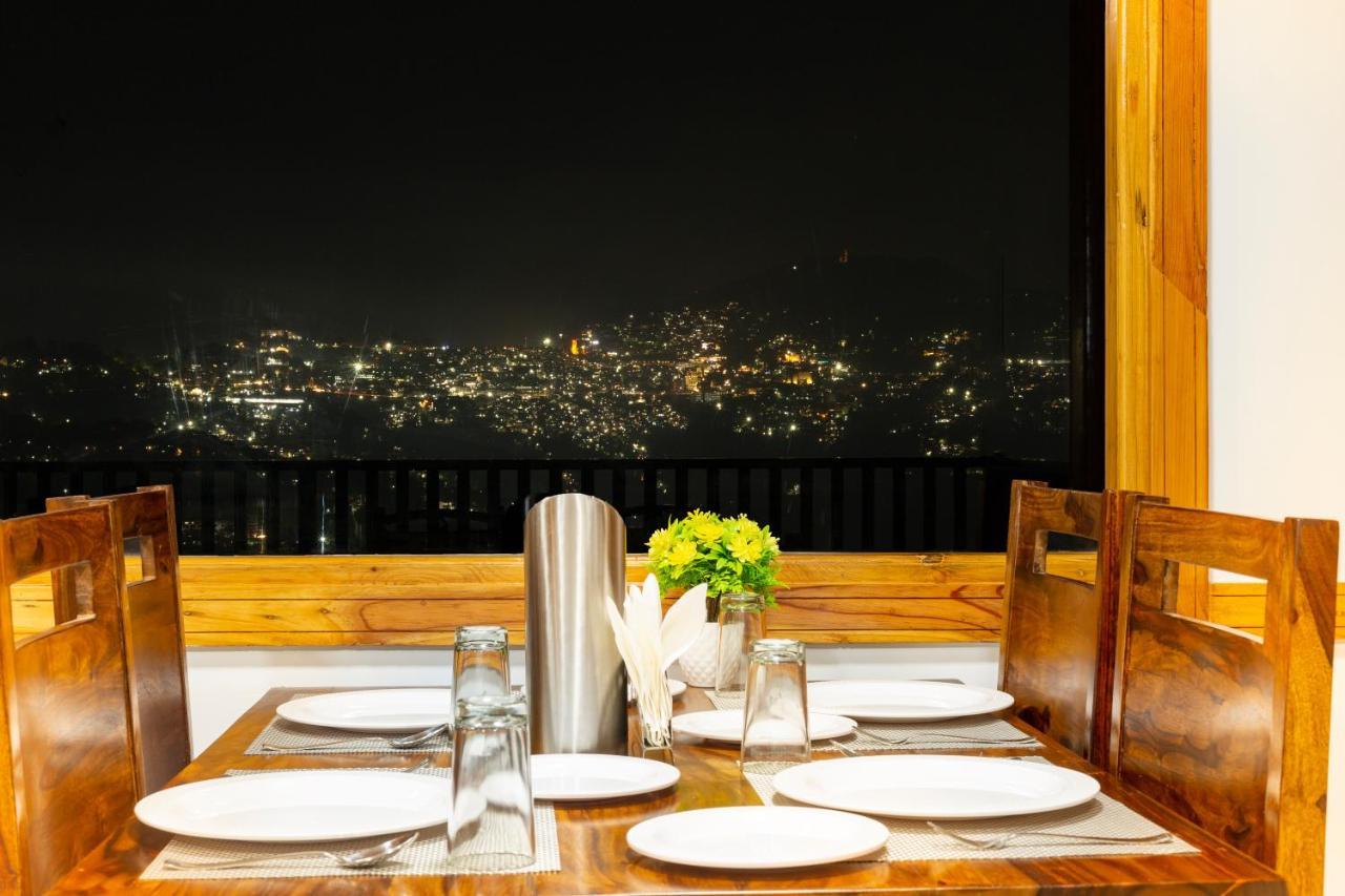 Bed and Breakfast Golden Oak Shimla Zewnętrze zdjęcie