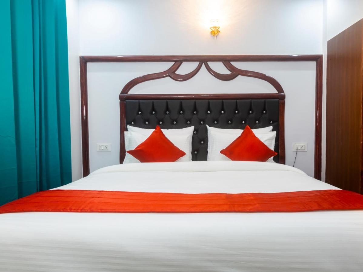 Bed and Breakfast Golden Oak Shimla Zewnętrze zdjęcie
