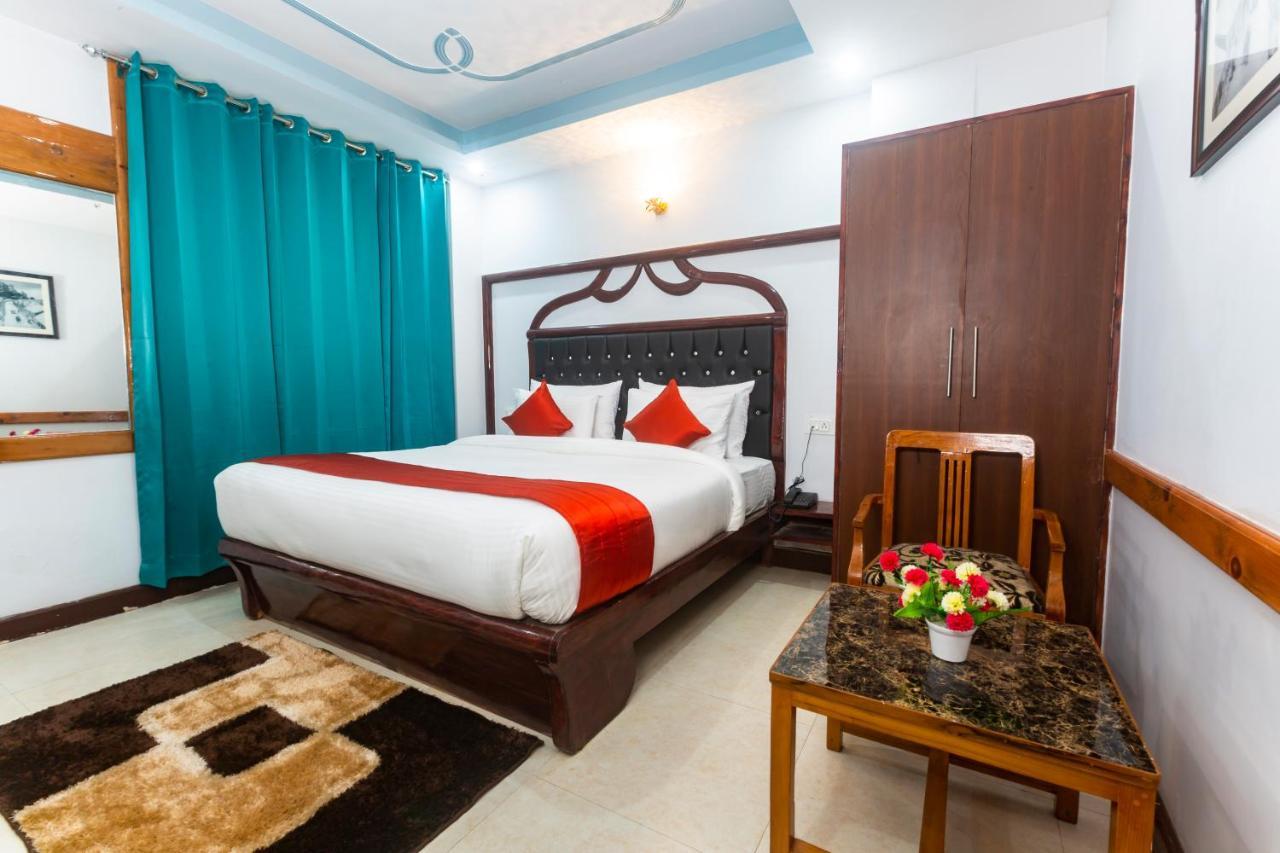 Bed and Breakfast Golden Oak Shimla Zewnętrze zdjęcie