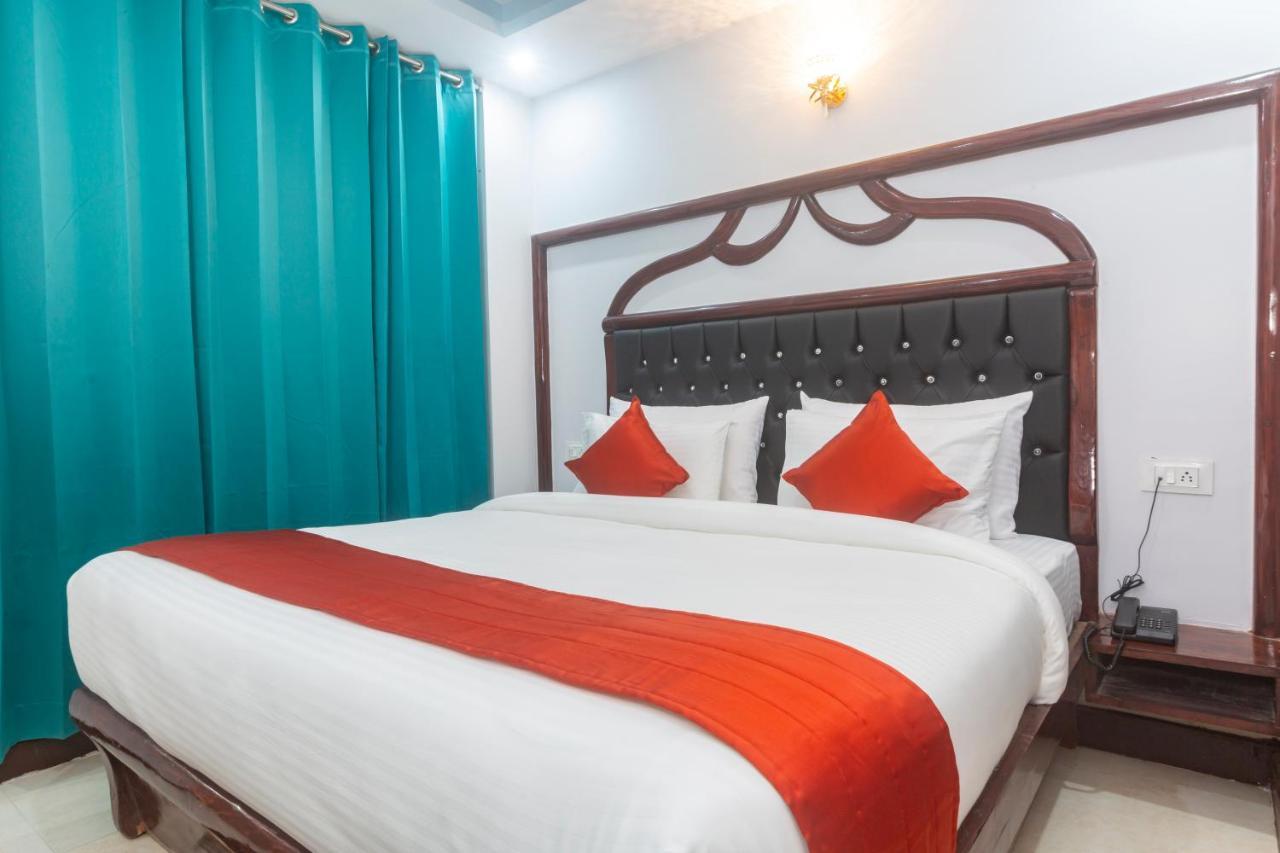 Bed and Breakfast Golden Oak Shimla Zewnętrze zdjęcie
